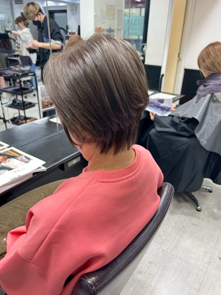 白髪ぼかし　白髪ぼかしハイライト　ハイライト　白髪ぼかしカラー　本厚木白髪ぼかし