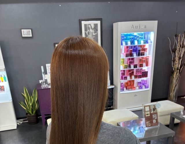 髪質改善　艶カラー　ブラウンカラー　白髪ぼかし　渋沢