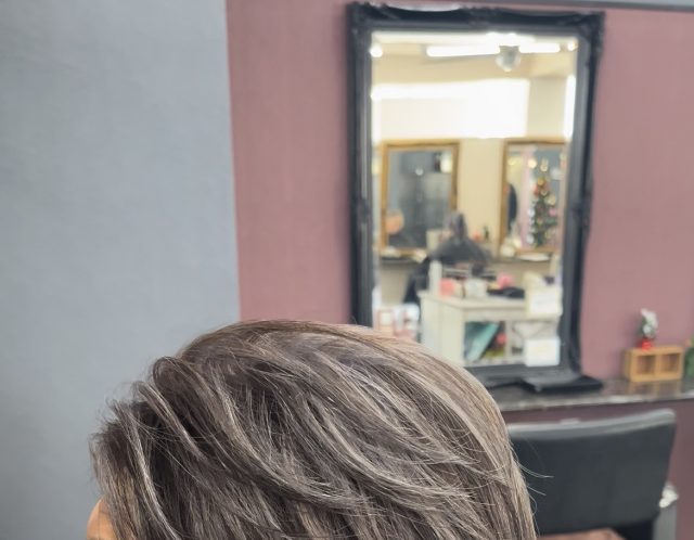 白髪ぼかしメッシュ　白髪ぼかし　渋沢　秦野　メンズ